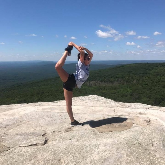 Hi, I’m Tiffany! - Picture 6 of 6